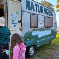 Naturmobil 3 Das Naturmobil macht Halt an der Grundschule